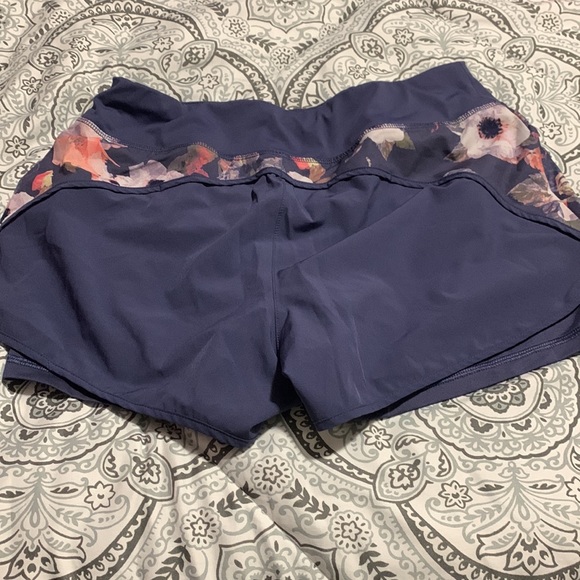 Apana athletic shorts - Picture 2 of 3